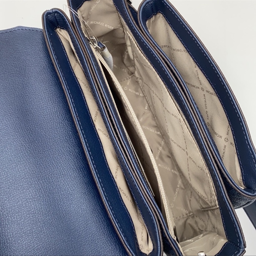 MICHAEL KORS Rose Medium Top Handle Messenger ADMI - Picture 11 of 16